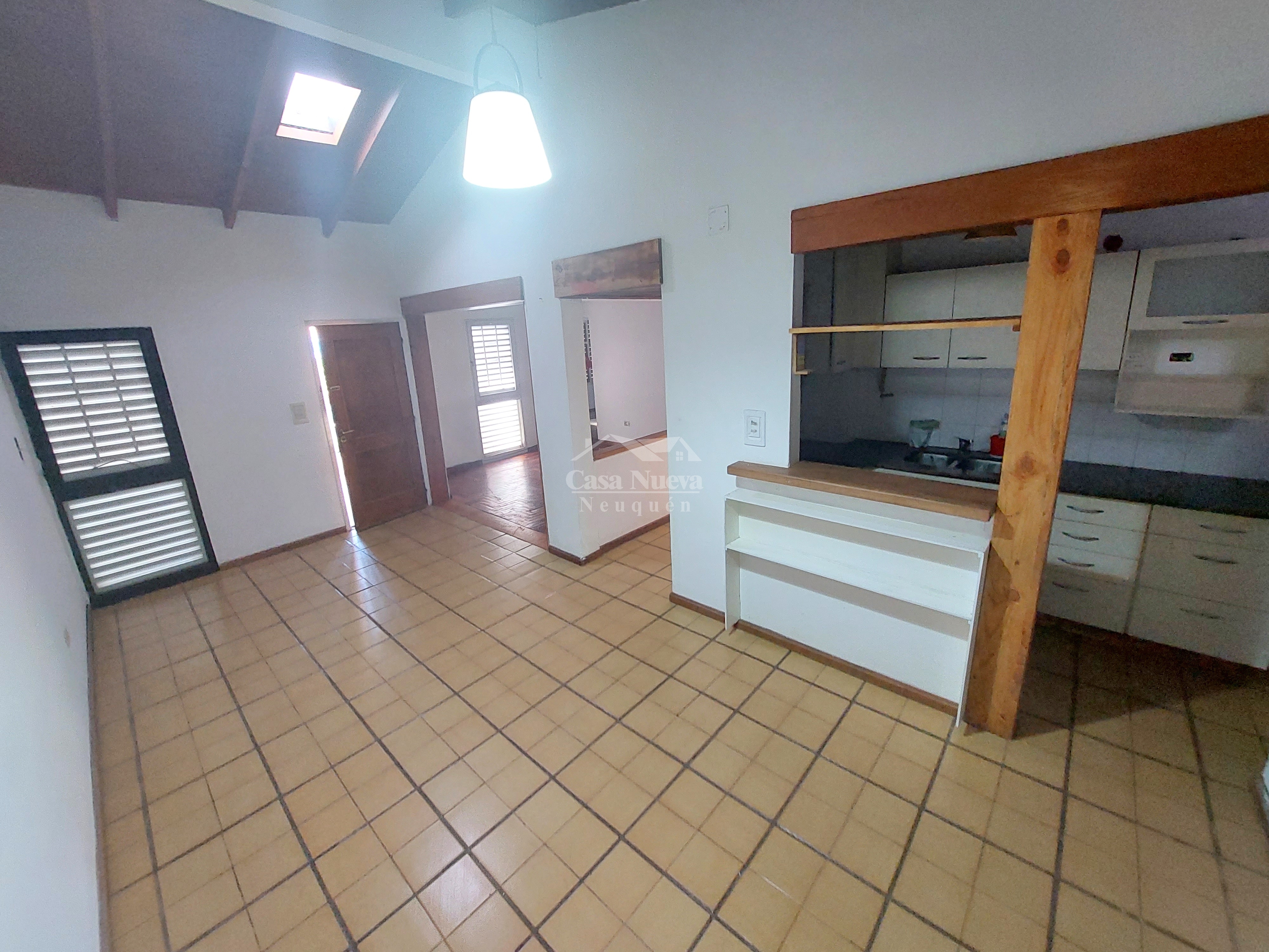 Casa en alquiler, tres dormitorios