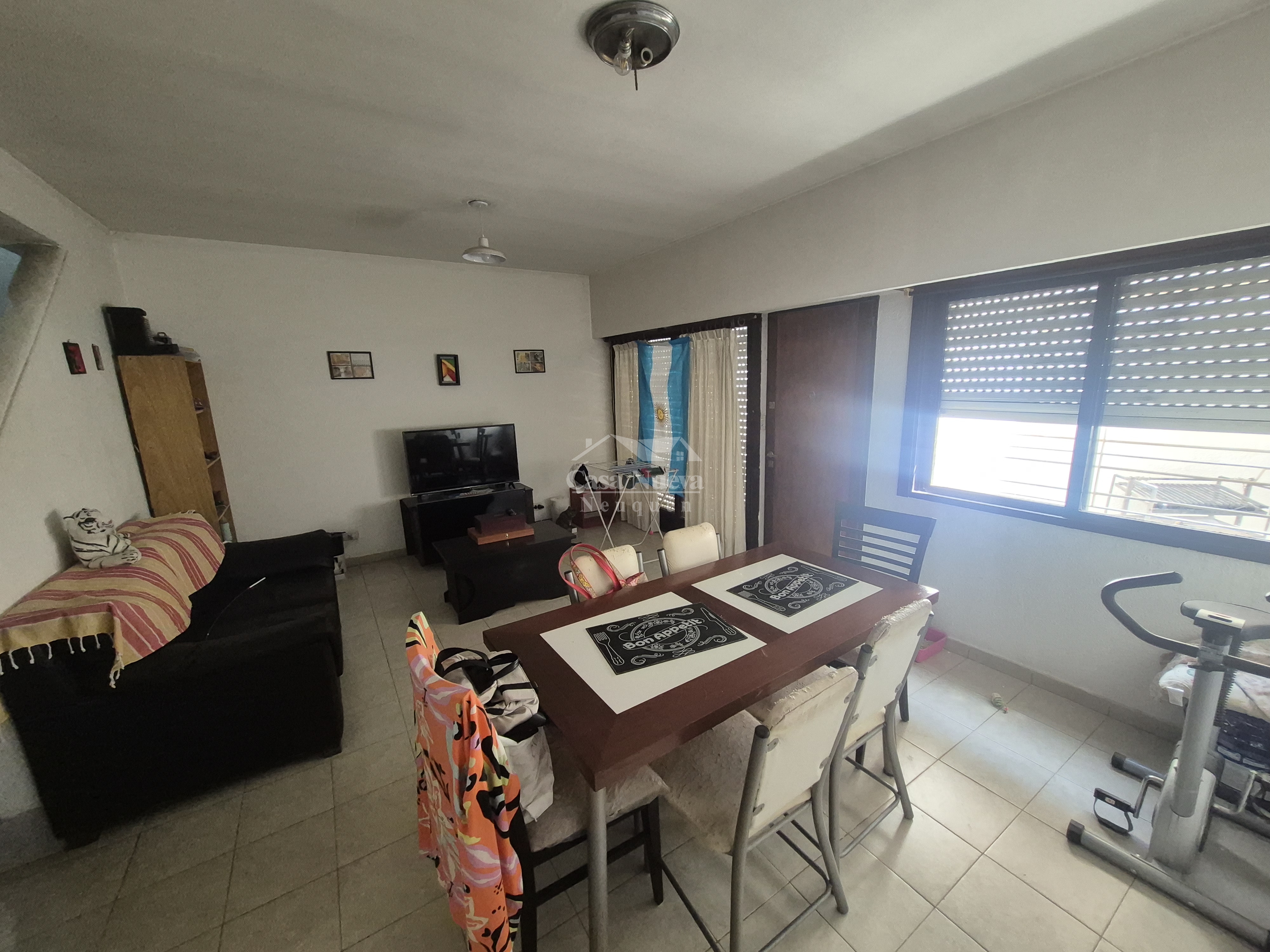 Duplex en venta, 2 dormitorios,sin cochera.